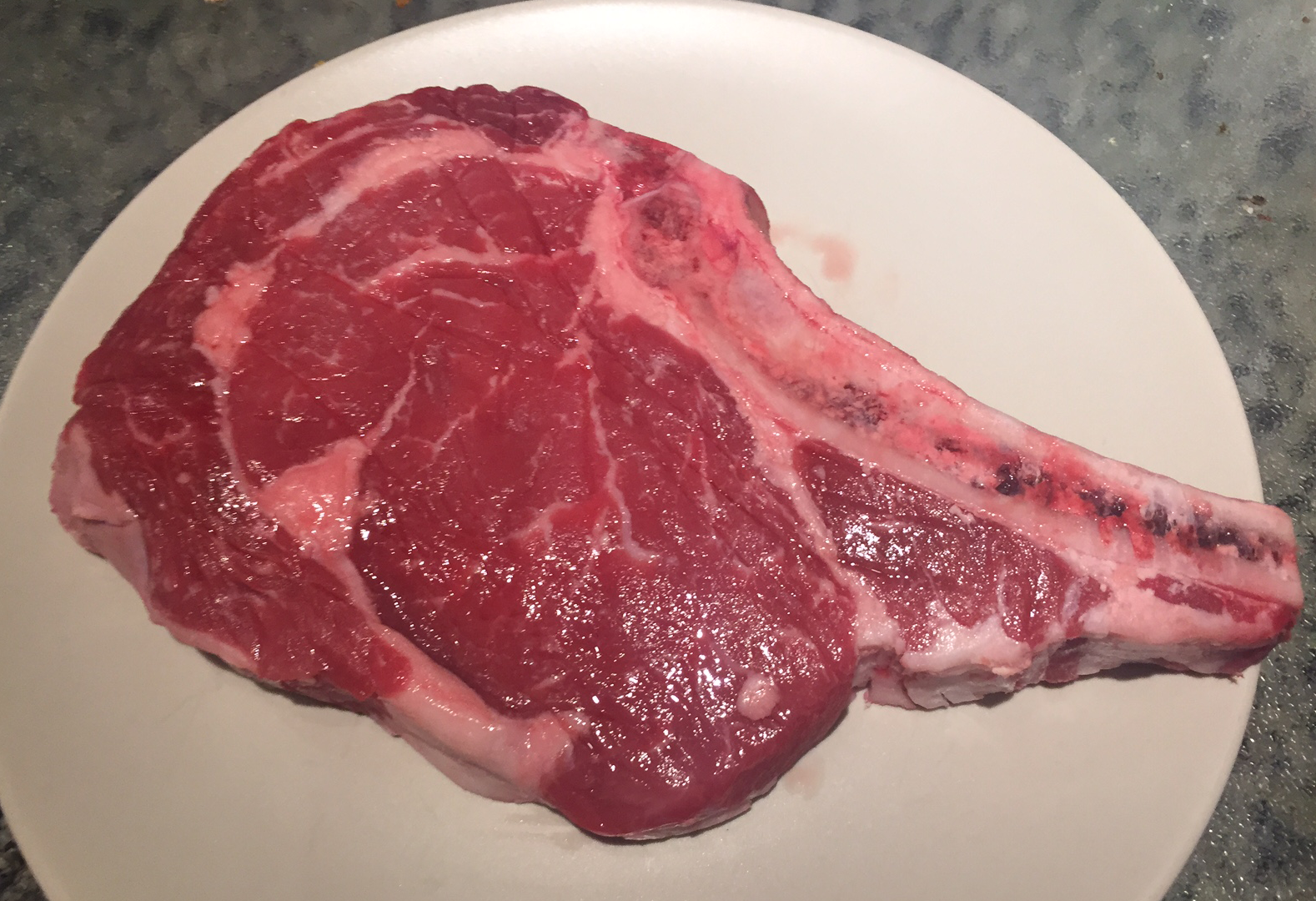 steak raw